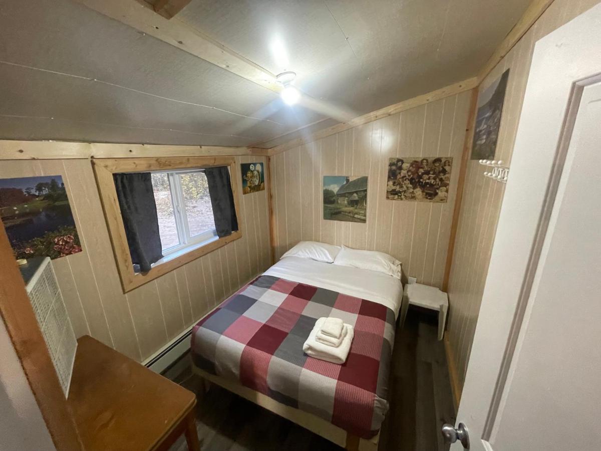 Ntj Moose Lake Cabin Bonnyville Екстер'єр фото