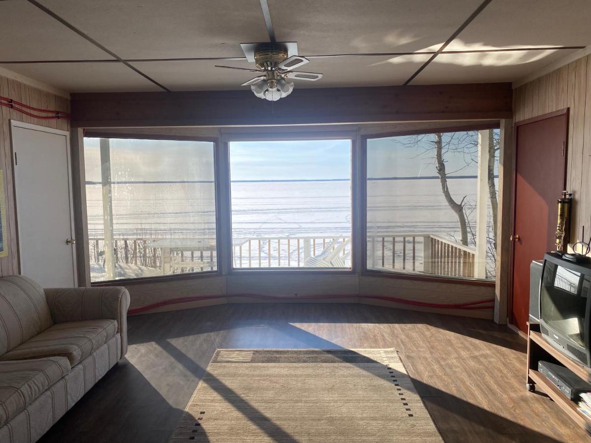 Ntj Moose Lake Cabin Bonnyville Екстер'єр фото