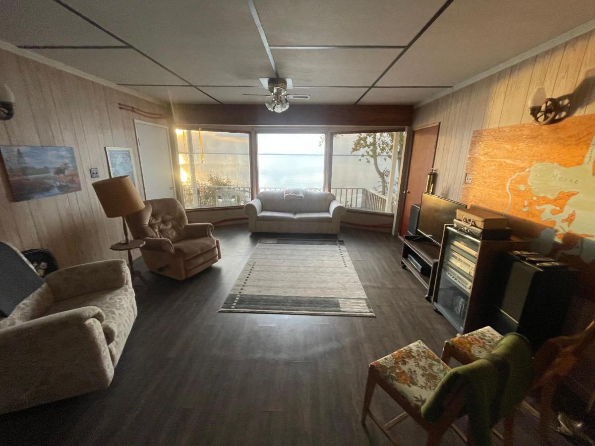 Ntj Moose Lake Cabin Bonnyville Екстер'єр фото