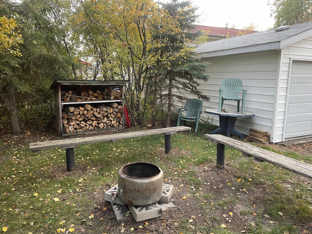 Ntj Moose Lake Cabin Bonnyville Екстер'єр фото